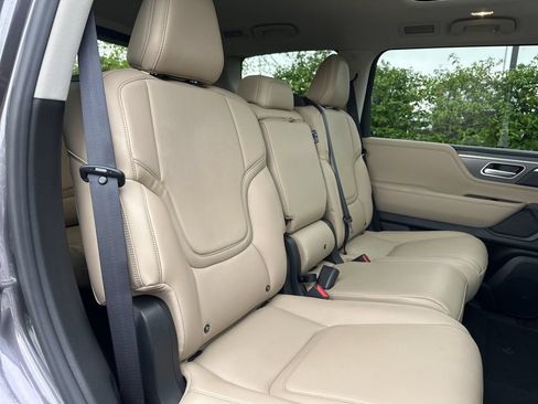 Certified 2026 INFINITI QX80 Pure w/ Cargo Package AWD/4WD image 35