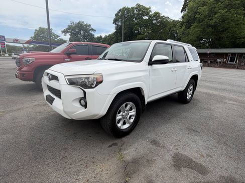 Used 2014 Toyota 4Runner SR5 RWD image 1
