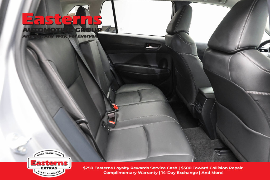 Used 2023 Toyota Corolla Cross XLE w/ Convenience Package AWD/4WD image 26