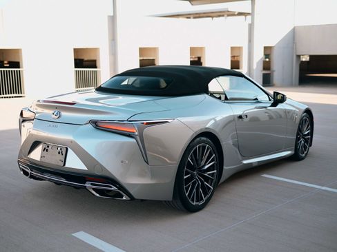 Used 2024 Lexus LC 500 Convertible image 24