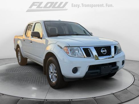Used 2018 Nissan Frontier SV AWD/4WD image 1