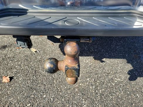 Used 2014 Nissan Frontier SV image 11