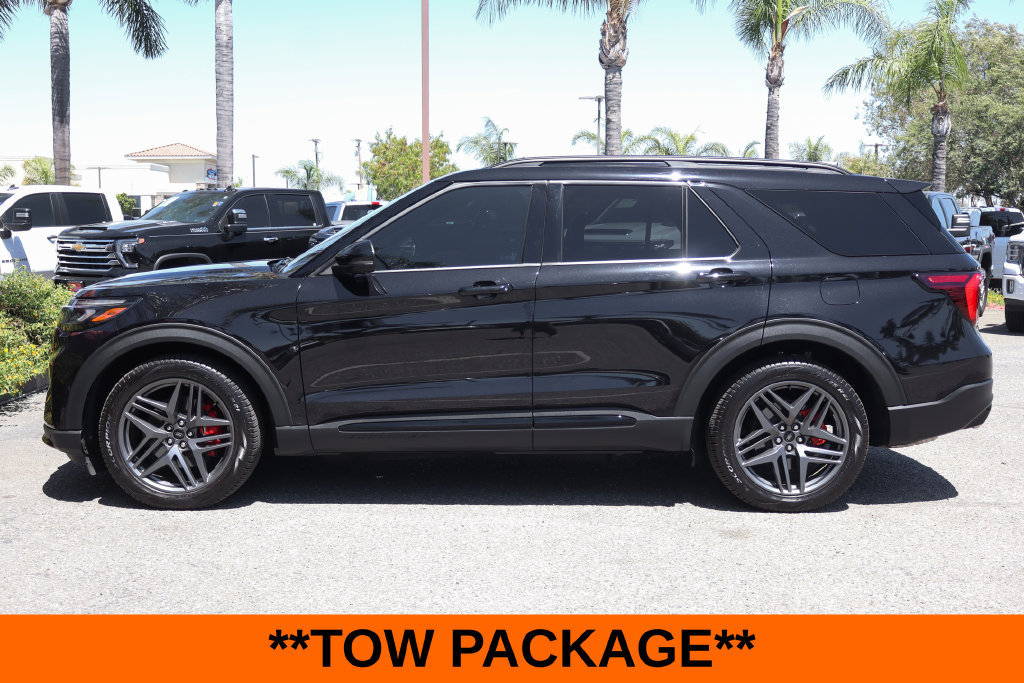 Used 2025 Ford Explorer ST w/ Sun And Sound Package AWD/4WD image 5