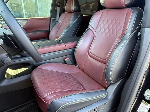 Used 2025 INFINITI QX80 Autograph AWD/4WD image 7