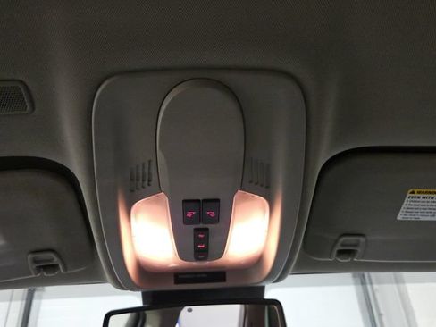 Used 2017 GMC Terrain SLE AWD/4WD image 3