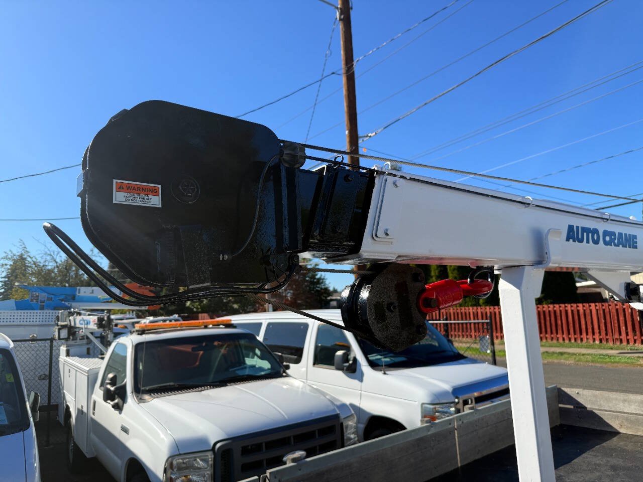 Used 2010 Ford F550 2WD Regular Cab Super Duty image 14