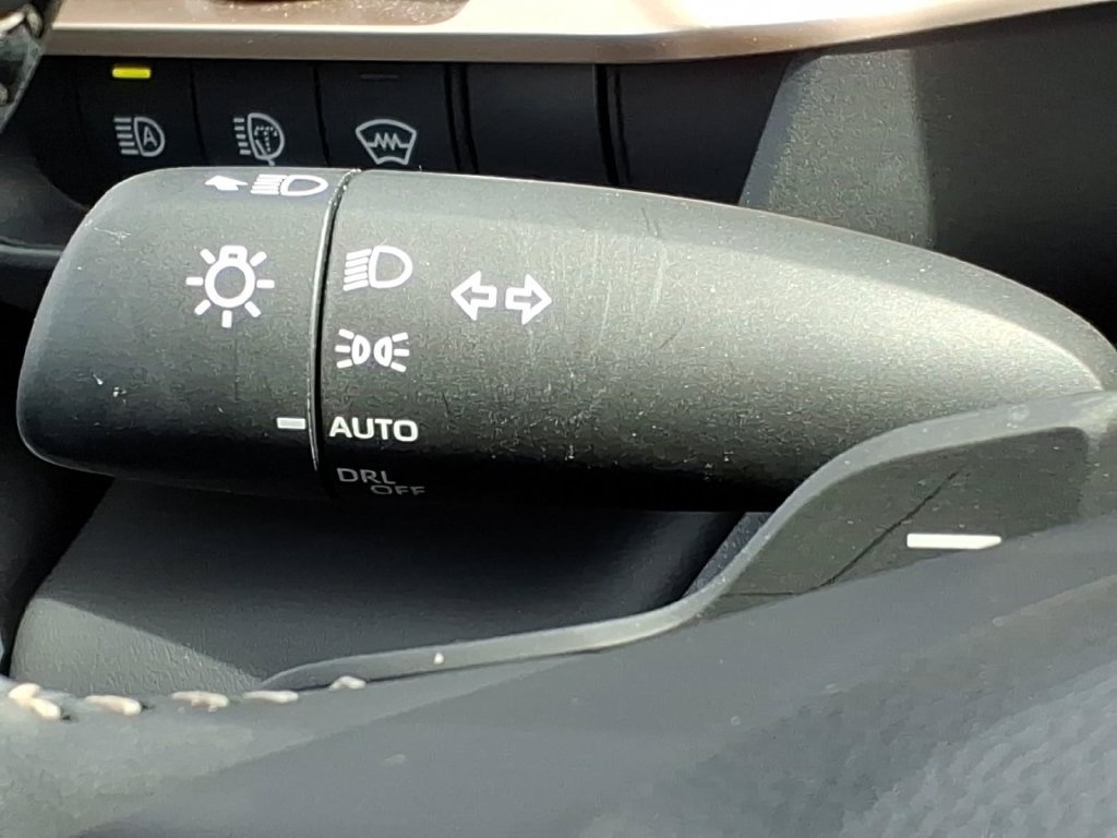 Used 2025 Toyota Crown Signia w/ Advanced Technology Package AWD/4WD image 31