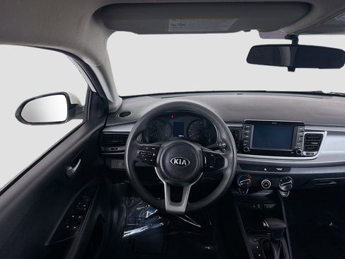 Used 2020 Kia Rio LX image 17