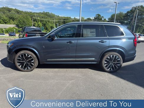 New 2026 Volvo XC90 B6 Plus w/ Protection Package Premier image 5
