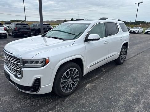 Used 2020 GMC Acadia Denali w/ Trailering Package AWD/4WD image 2