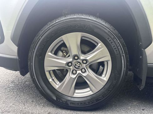 Certified 2024 Toyota RAV4 LE AWD/4WD image 10