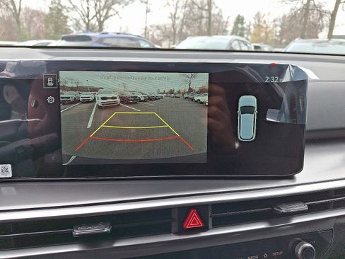 New 2025 Kia Sorento S image 18