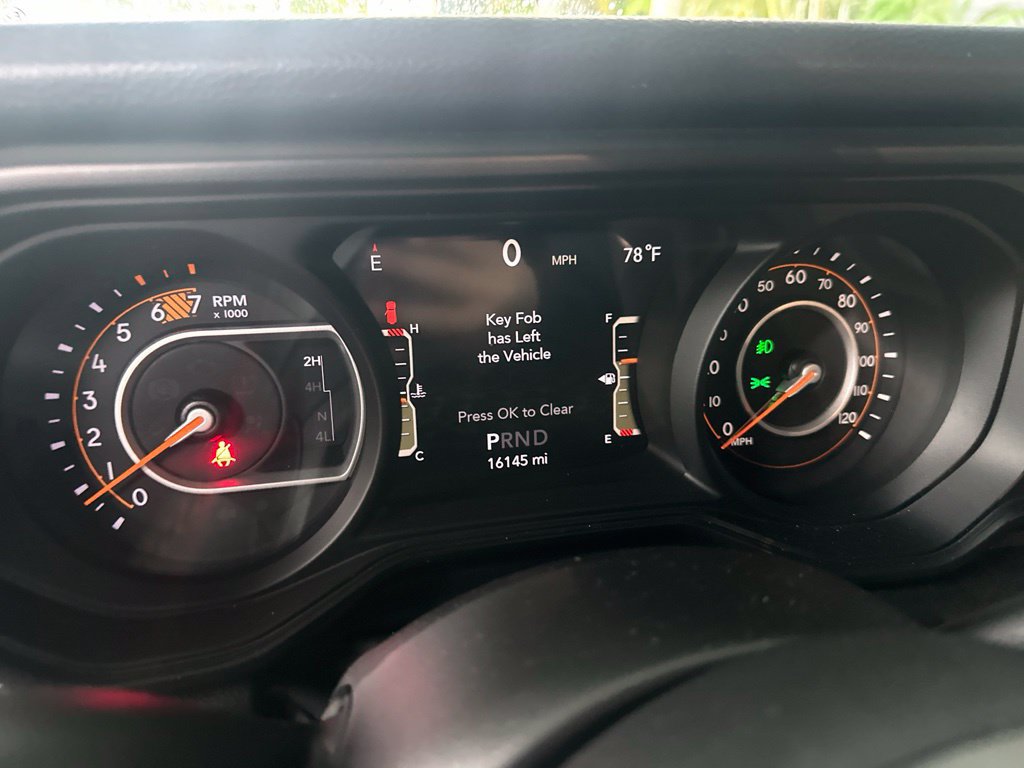 Used 2024 Jeep Wrangler Unlimited Sport AWD/4WD image 2