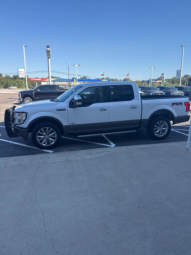 Used 2016 Ford F150 Lariat AWD/4WD image 9