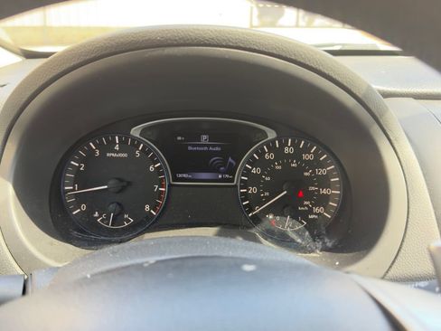 Used 2017 Nissan Altima 2.5 SR FWD image 2