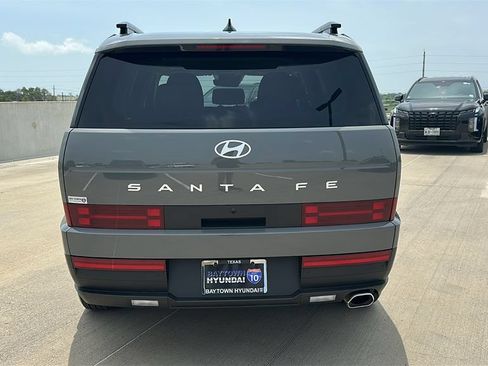 Used 2026 Hyundai Santa Fe SEL FWD image 11