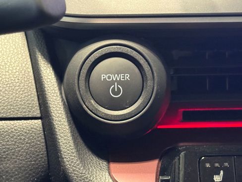 New 2026 Toyota Prius Plug-In Hybrid FWD image 27