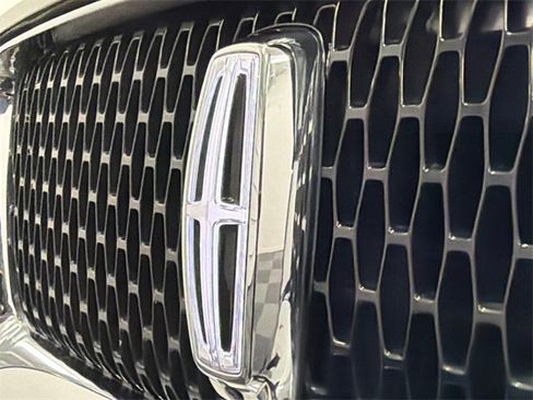 Used 2022 Lincoln Navigator L Reserve image 16