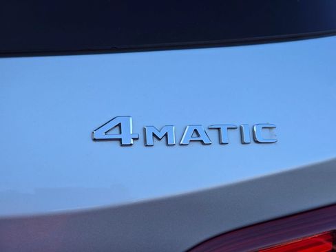 Used 2019 Mercedes-Benz GLE 400 4MATIC image 7