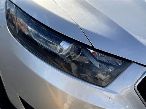 Used 2019 Ford Taurus SHO image 27