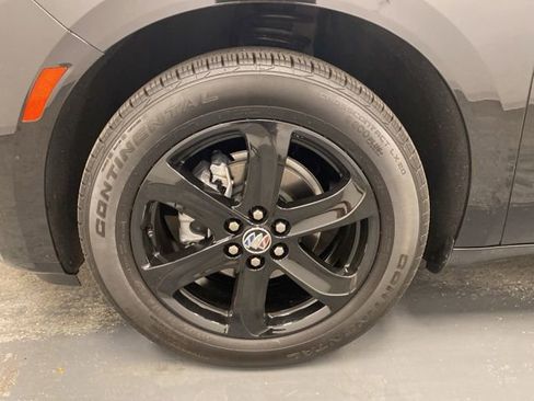 Used 2023 Buick Enclave Essence w/ Experience Buick Package image 36