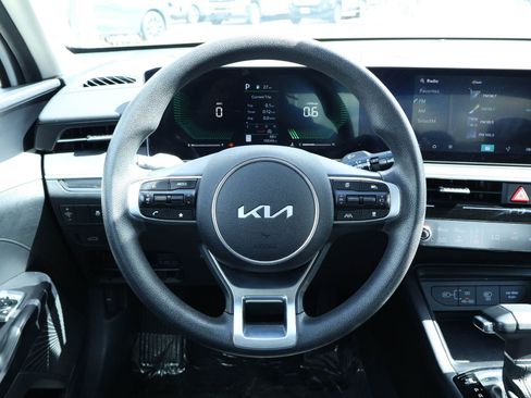 Used 2025 Kia K5 LXS image 15
