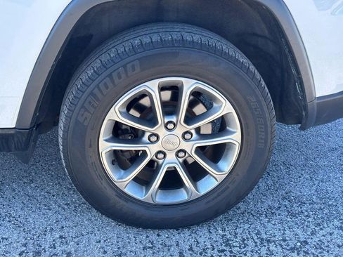 Used 2016 Jeep Grand Cherokee Limited image 12