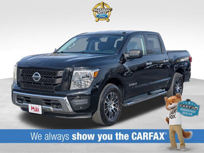 Used 2021 Nissan Titan SV w/ SV Convenience Package