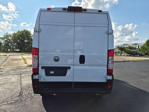 Used 2023 RAM ProMaster 2500 FWD image 7