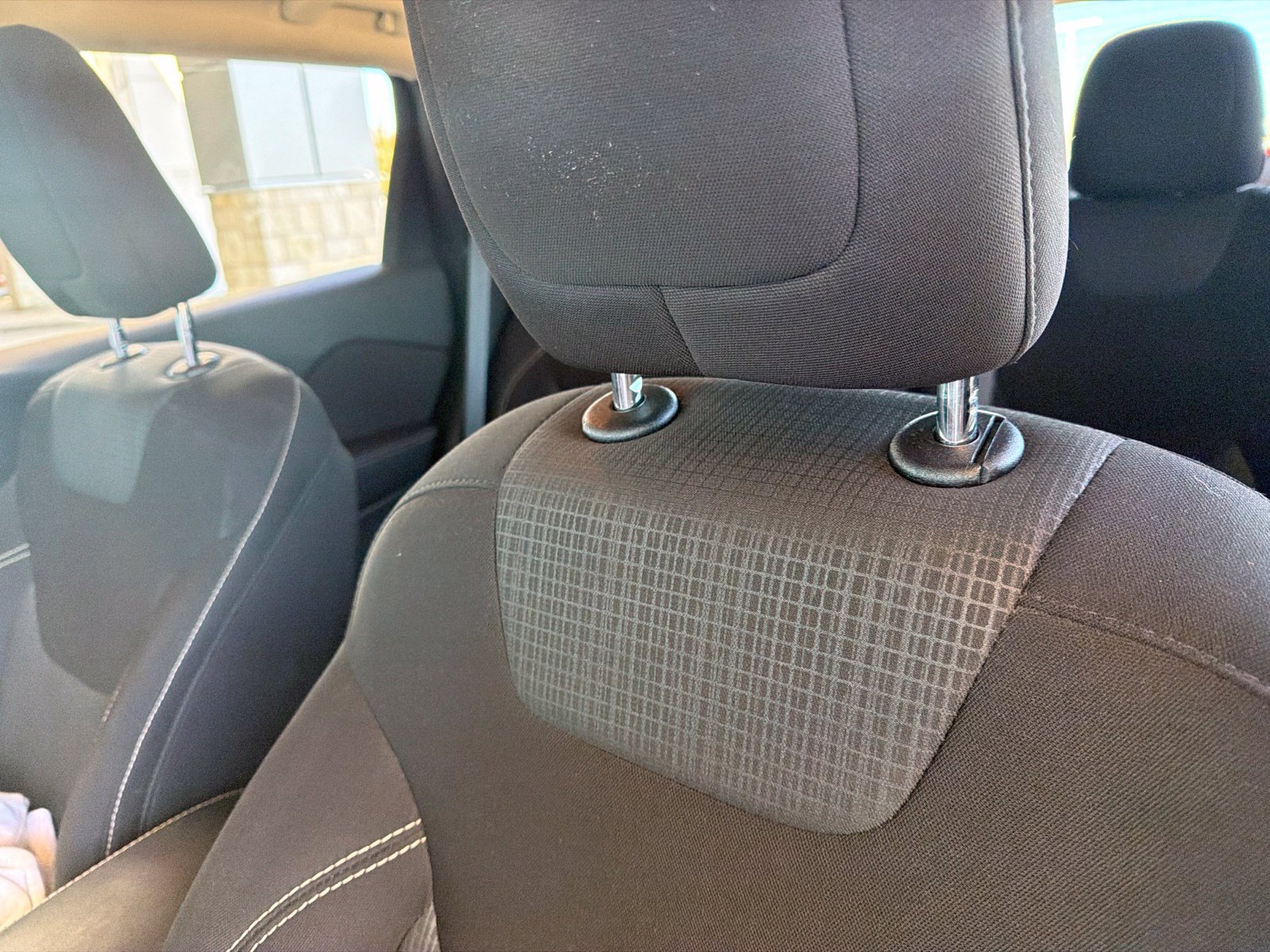 Used 2016 Jeep Cherokee Latitude w/ Safety/Convenience Group FWD image 10