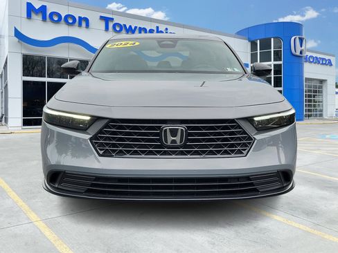 Used 2024 Honda Accord Sport image 2