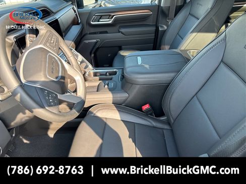 New 2025 GMC Sierra 2500 Denali image 9