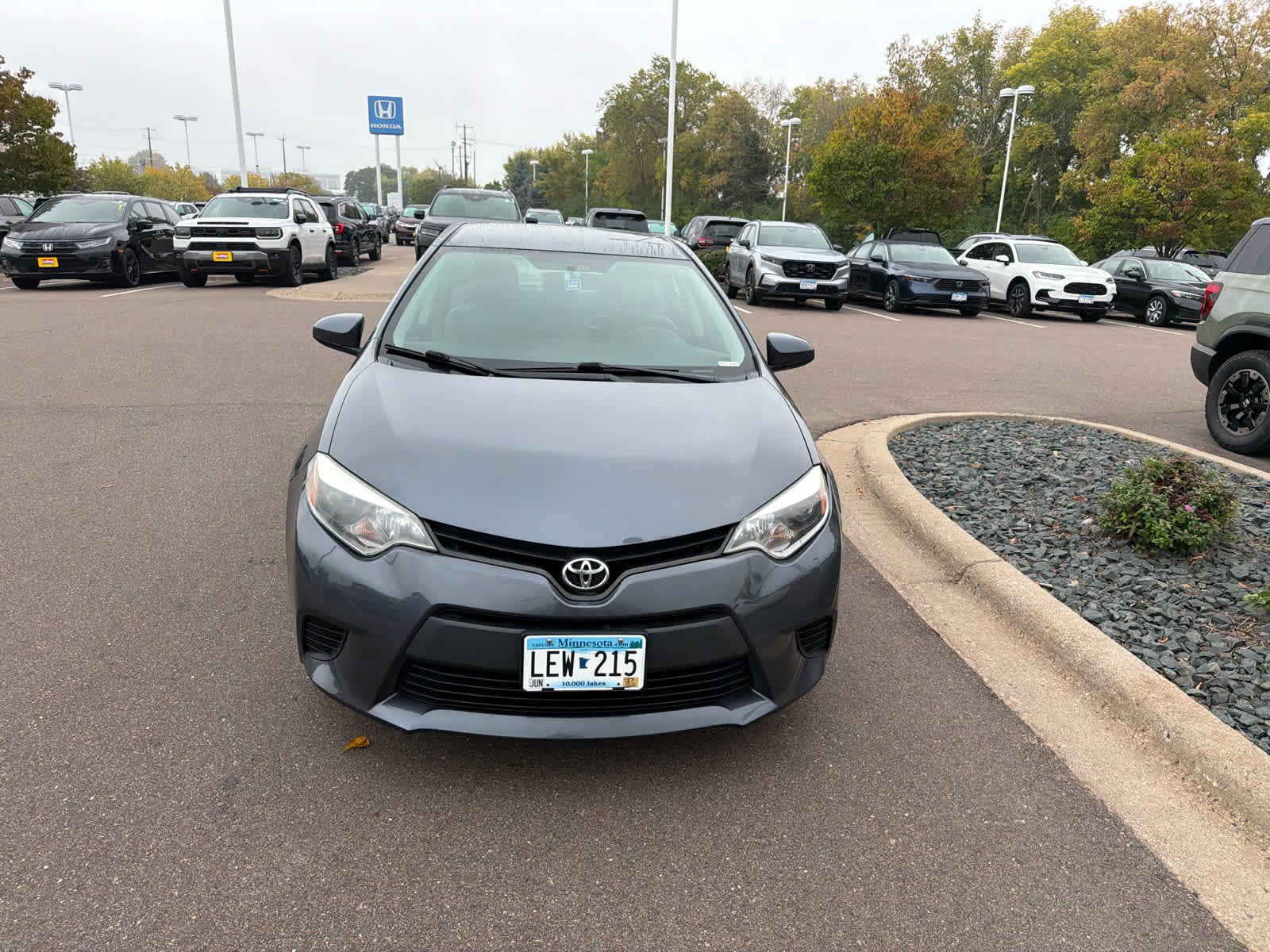 Used 2014 Toyota Corolla LE FWD image 2