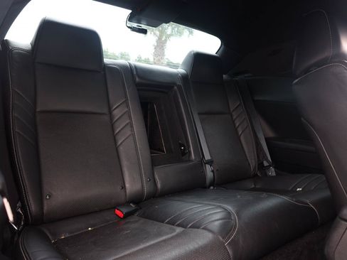 Used 2016 Dodge Challenger SRT Hellcat RWD image 23