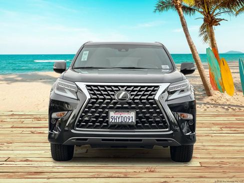 Used 2023 Lexus GX 460 Premium w/ Premium Package image 9