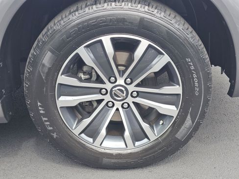Used 2020 Nissan Armada SL w/ Premium Package AWD/4WD image 9