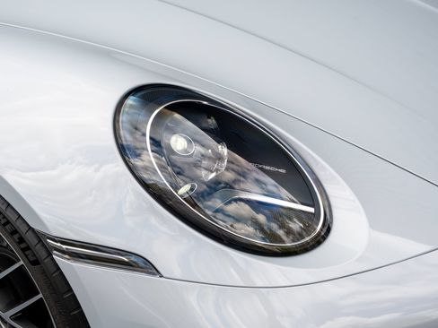 Certified 2024 Porsche 911 Carrera S RWD image 16