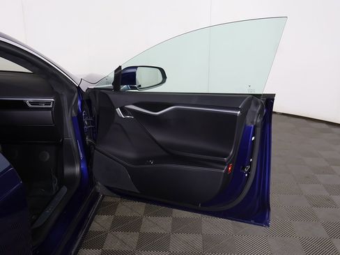 Used 2016 Tesla Model S 90D image 22