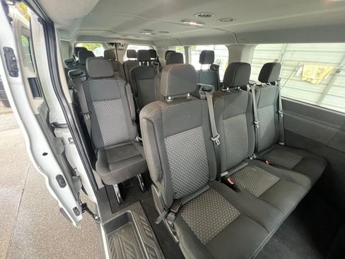 Used 2023 Ford Transit 350 XLT RWD image 6