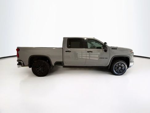 Used 2024 Chevrolet Silverado 2500 LTZ w/ LTZ Plus Package AWD/4WD image 8