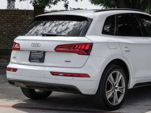 Used 2019 Audi Q5 2.0T Premium Plus AWD/4WD image 17