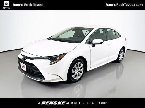 Certified 2024 Toyota Corolla LE image 1