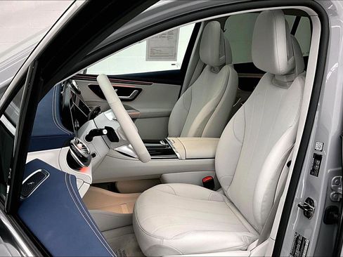 Used 2026 Mercedes-Benz EQE 320+ SUV image 15