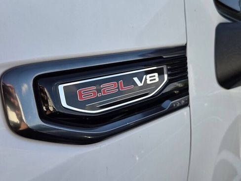 Used 2021 GMC Sierra 1500 AT4 AWD/4WD image 4