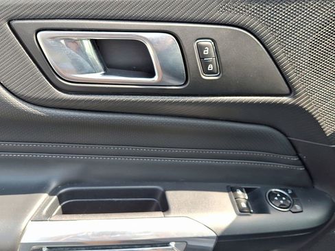 Used 2024 Ford Mustang Premium image 12