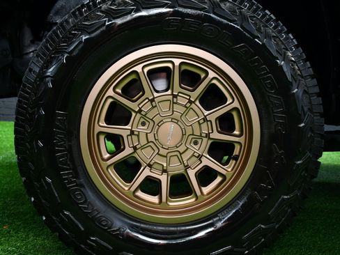 Used 2019 RAM 3500 Laramie w/ Black Appearance Package image 12