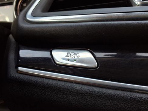 Used 2020 Buick Enclave Essence w/ Sound and Sites Package image 17