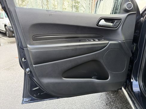 Used 2024 Dodge Durango SXT image 11