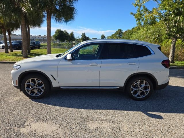 Used 2022 BMW X3 xDrive30i w/ Convenience Package AWD/4WD image 2