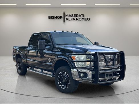 Used 2016 Ford F250 XLT w/ XLT Value Package AWD/4WD image 2
